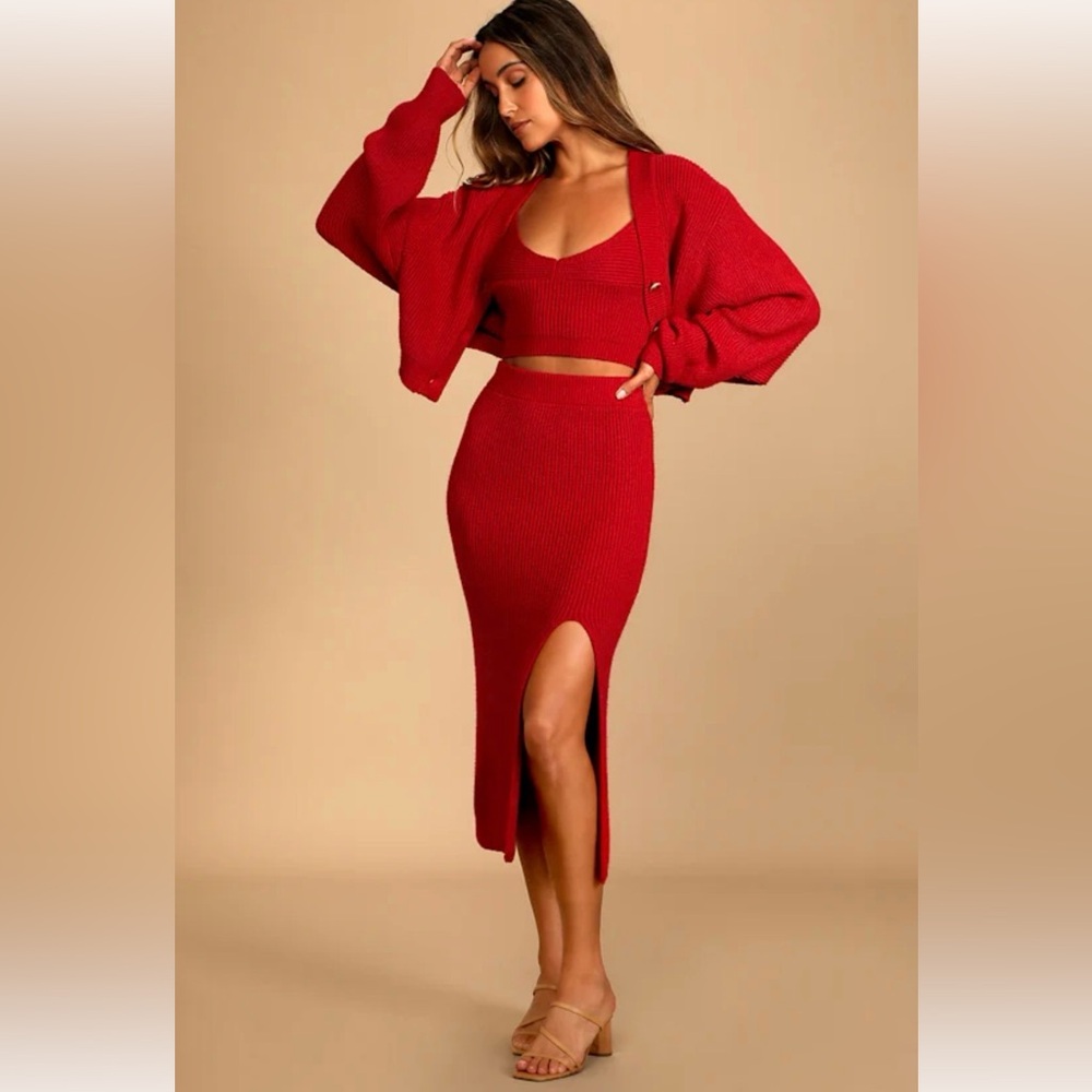 Lulus “more the merrier” 3 piece sweater dress set
